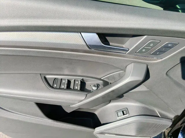Audi Q5L — Фото автомобиля 14