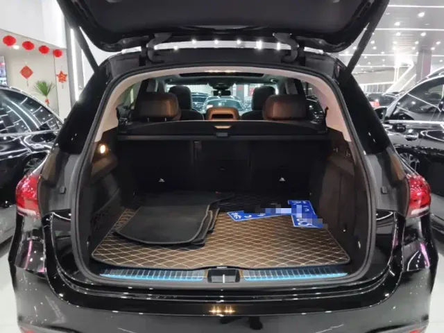 Mercedes-Benz GLE-Class — Фото автомобиля 18