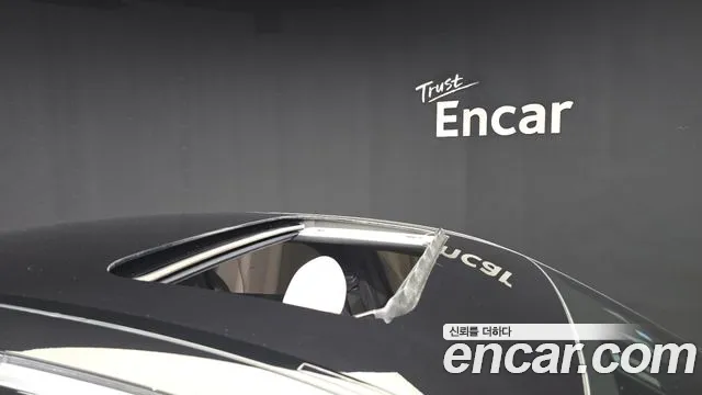 Mercedes-Benz E-Class — Фото автомобиля 20