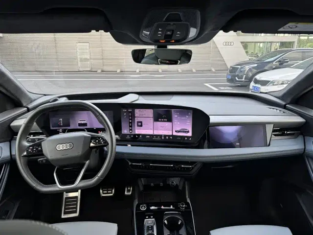 Audi Q6L e-tron — Фото автомобиля 4