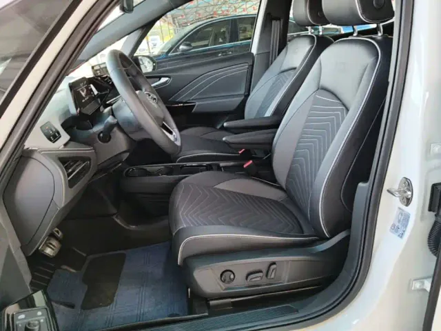 Volkswagen ID.3 — Фото автомобиля 14