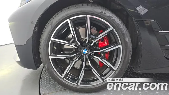 BMW 4 Series G22 — Фото автомобиля 5