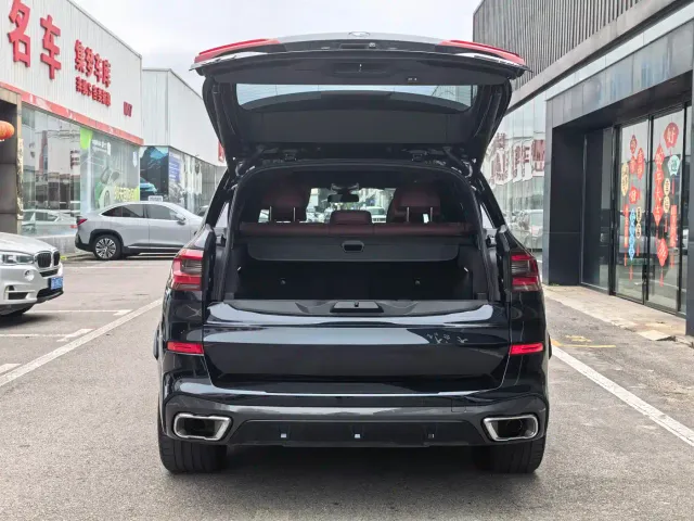BMW X5 — Фото автомобиля 15