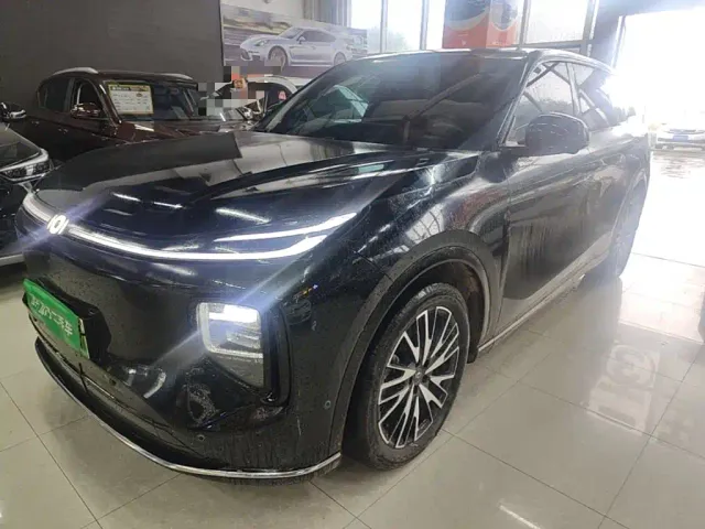 Фотография автомобиля — Changan Qiyuan Q07