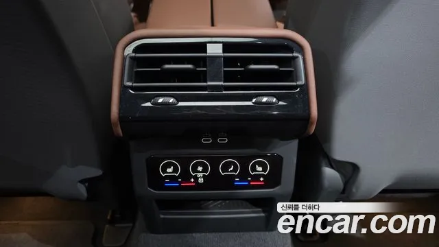 BMW 5 Series G60 — Фото автомобиля 24
