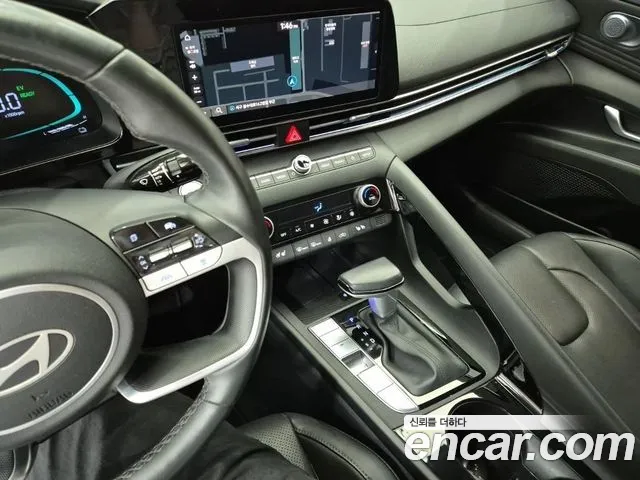 Hyundai Avante CN7 — Фото автомобиля 10