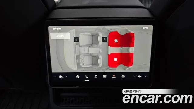 Tesla Model 3 — Фото автомобиля 23