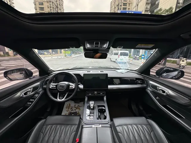GAC Trumpchi GS8 — Фото автомобиля 5
