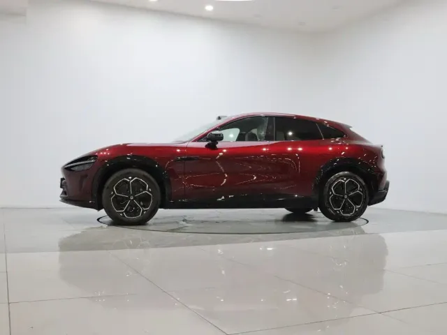 Xiaomi Auto Xiaomi YU7 — Фото автомобиля 9