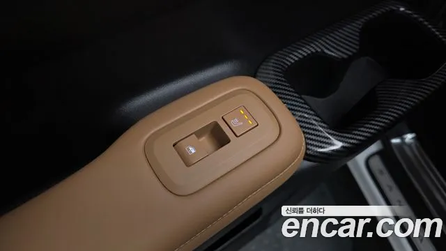 Hyundai Santa Fe MX5 — Фото автомобиля 28