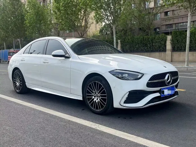 Mercedes-Benz C-Class — Фото автомобиля 3