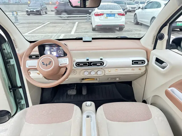 Wuling Hongguang Mini EV — Фото автомобиля 5