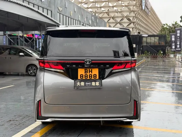 Toyota Vellfire — Фото автомобиля 6