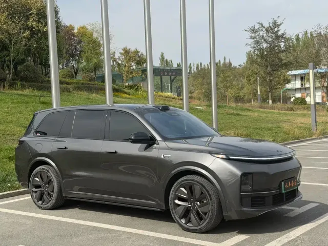 Li Auto L9 — Фото автомобиля 3