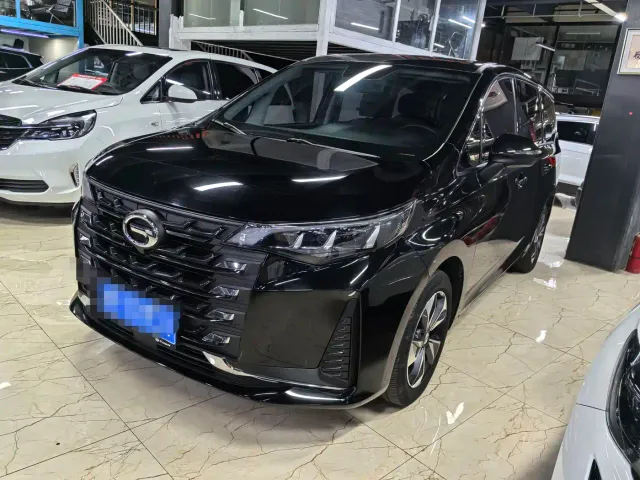 Фотография автомобиля — GAC Trumpchi M6