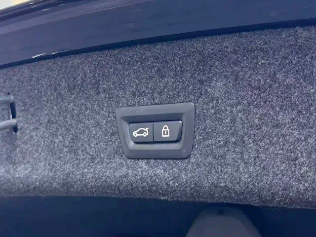 BMW 3 Series — Фото автомобиля 15