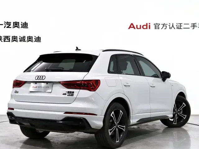 Audi Q3 — Фото автомобиля 4