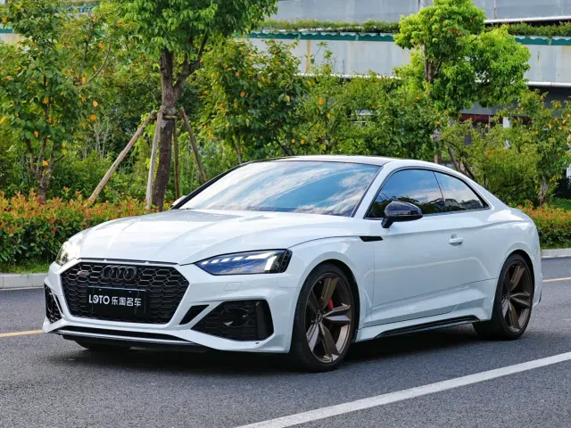 Audi RS 5 — Фото автомобиля 6