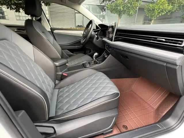 Volkswagen Sagitar — Фото автомобиля 11