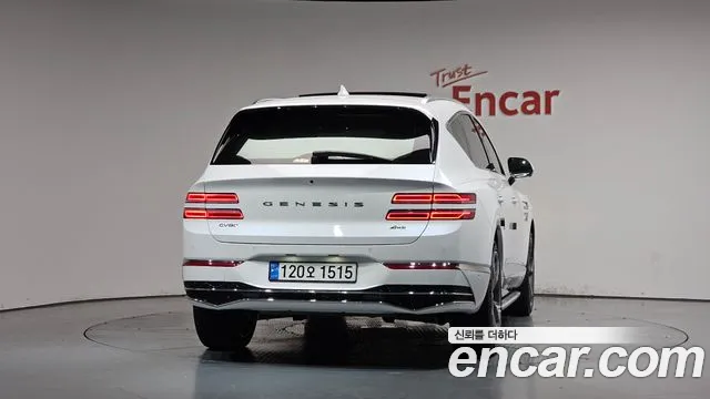 Genesis GV80 — Фото автомобиля 3