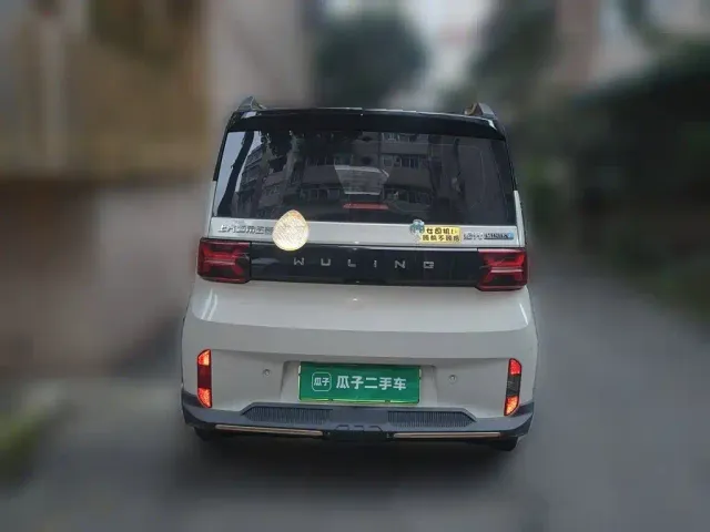 Wuling Hongguang Mini EV — Фото автомобиля 3