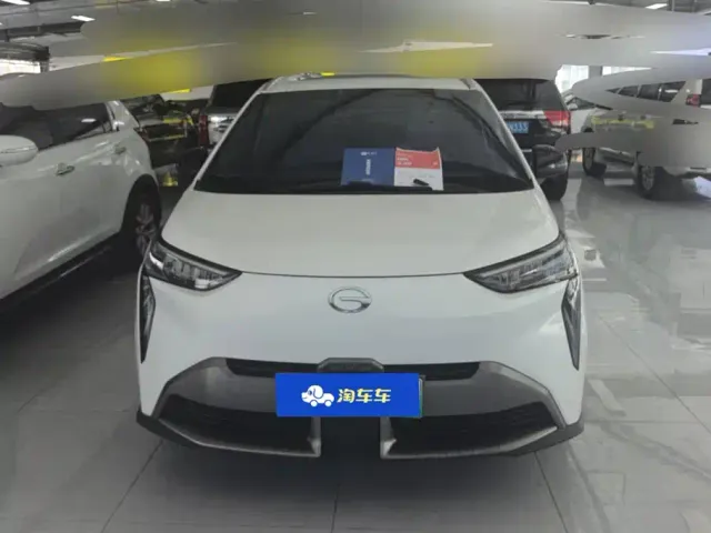 GAC Aion Y — Фото автомобиля 2