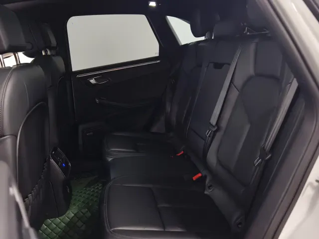 Porsche Macan 2023 Macan 2.0T — Фото автомобиля 8