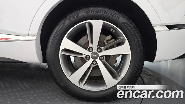 Genesis GV80 — Фото автомобиля 6