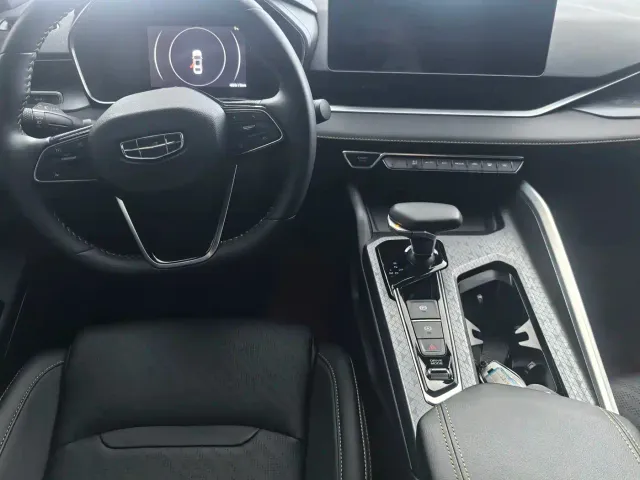 Geely Xingrui — Фото автомобиля 6