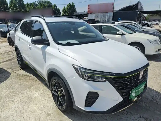 Roewe RX5 — Фото автомобиля 3