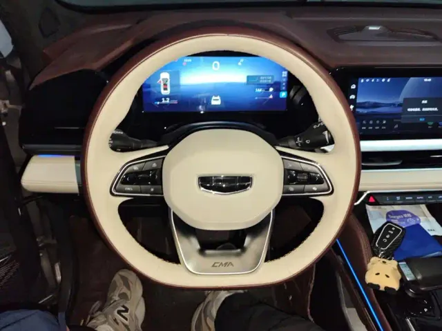 Geely Xingyue L — Фото автомобиля 15