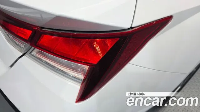 Hyundai AVANTE Новый Avante (CN7) — Фото автомобиля 23