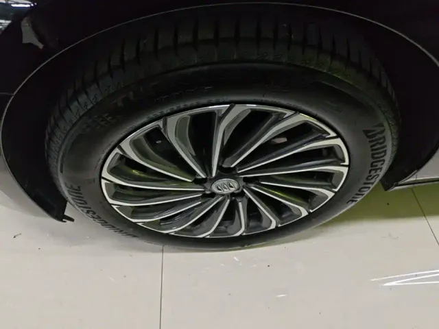 Buick LaCrosse — Фото автомобиля 22