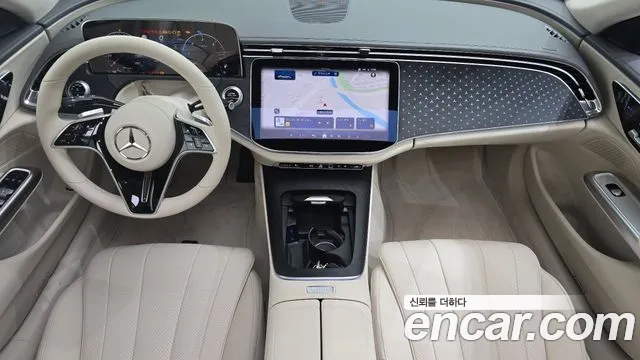 Mercedes-Benz E-Class — Фото автомобиля 7