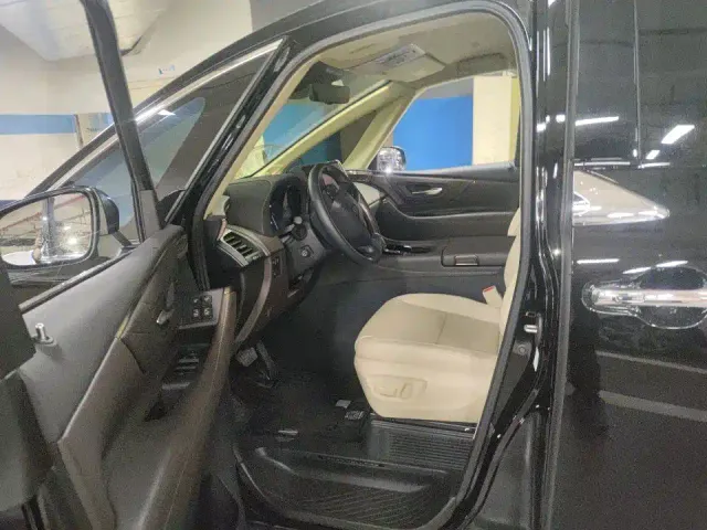 Toyota Vellfire — Фото автомобиля 3