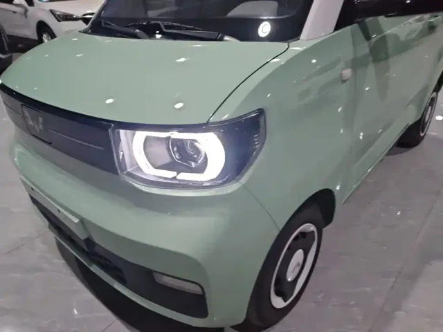 Wuling Hongguang Mini EV — Фото автомобиля 23