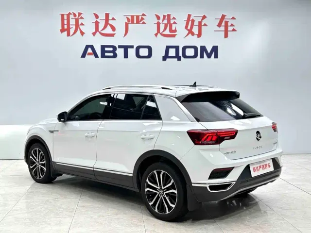 Volkswagen T-Roc — Фото автомобиля 4