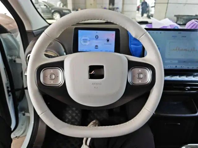 JAC Yiwei 3 — Фото автомобиля 10