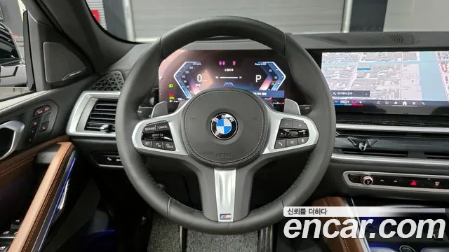 BMW X6 xDrive40i M Sport — Фото автомобиля 13