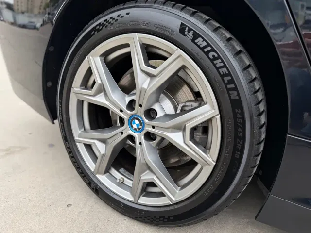 BMW BMW i3 2022 eDrive 35 L — Фото автомобиля 15