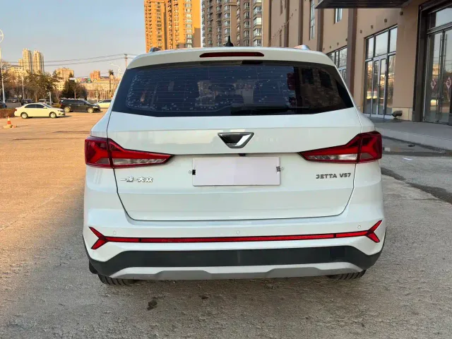 Jetta VS7 — Фото автомобиля 5
