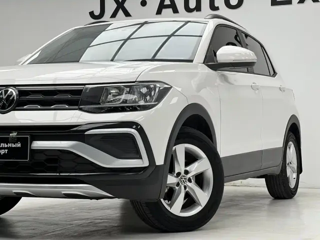Volkswagen T-Cross — Фото автомобиля 10