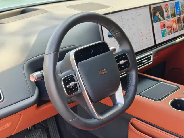 Li Auto L7 — Фото автомобиля 9