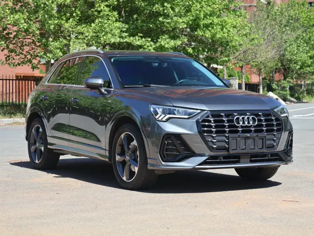 Audi Q3 — Фото автомобиля 3