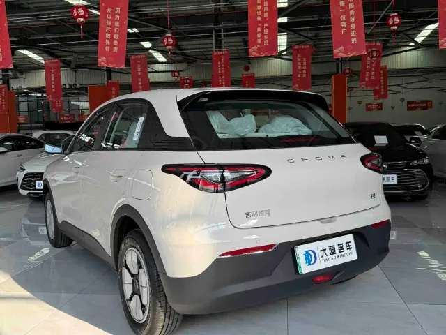 Geely Starry Wish — Фото автомобиля 6