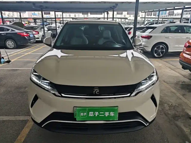 BYD Yuan UP — Фото автомобиля 2