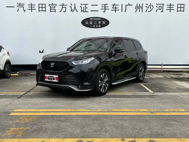 Фотография автомобиля — Toyota Crown Kluger