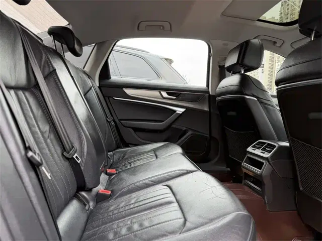 Audi A6L — Фото автомобиля 7