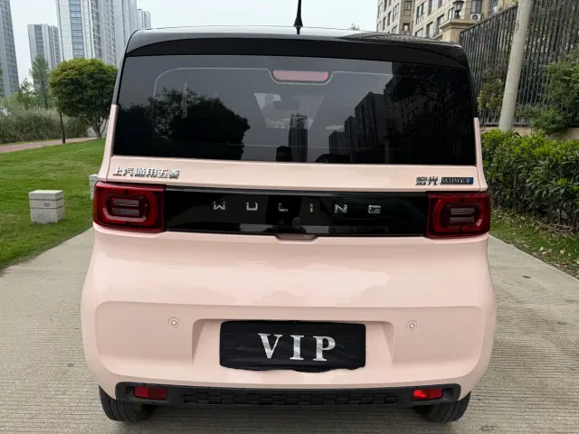 Wuling Hongguang Mini EV — Фото автомобиля 9