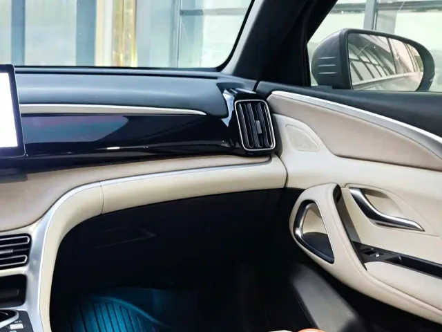 BYD Song Pro — Фото автомобиля 16